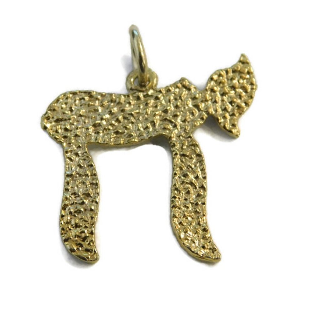 Chai Wood Imprint 14k Yellow Gold Charm pendant